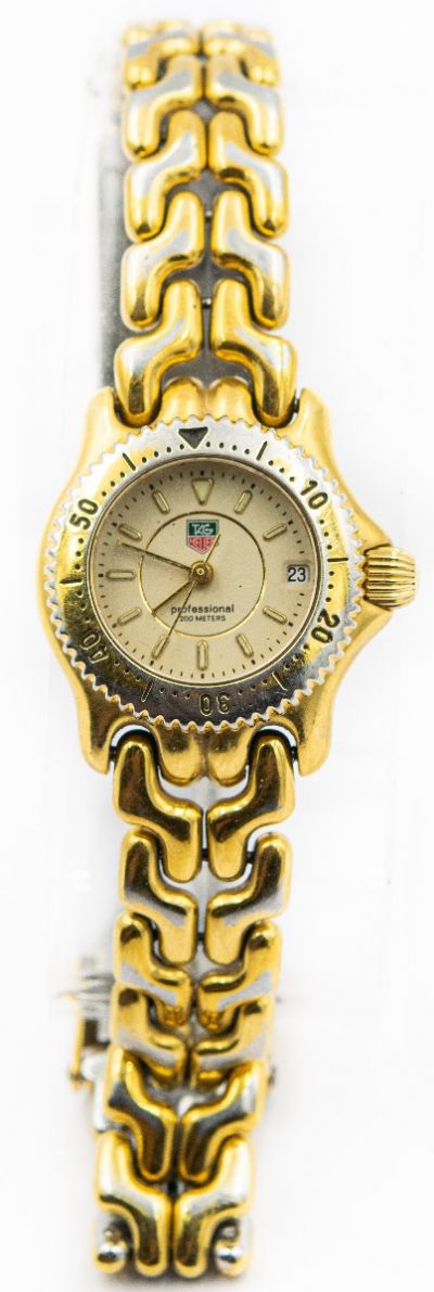 Ladies Mini Gold Plated TAG Heuer Professional 200 Meter, WG1430 Wristwatch Circa 1990's.