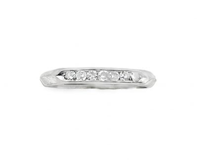 Estate Vintage White Gold and Diamond Wedding Ring 