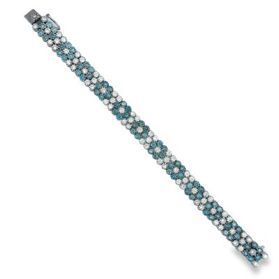 18K White Gold Straight‑Line Diamond Bracelet