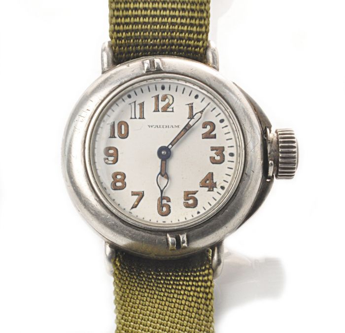 mk watch waterproof