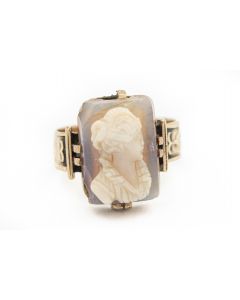 Victorian Yellow Gold Carved Hardstone Cameo Ring 