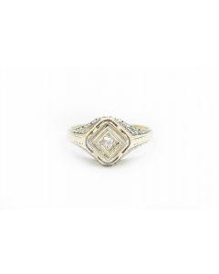 Victorian White and Yellow Gold and Diamond Filigree Ring 