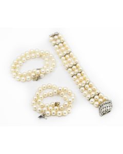 Estate White Gold Pearl and Diamond Bracelet with 2 Pearl Extension Strands 