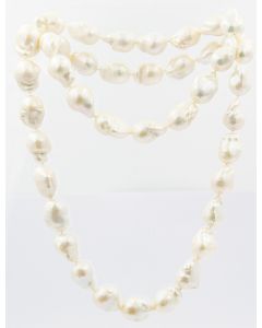 Estate Large Baroque South Sea Cultured Pearl Single Strand Necklace 