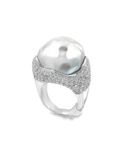 Estate White Gold Diamond and Pearl Ring 