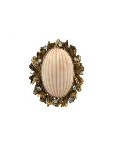 Estate Vintage Gold Coral and Diamond Ring