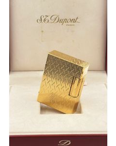 Rare S.T. Dupont Engine-Turned Lighter with Box – Serial No. 19BFJ93.