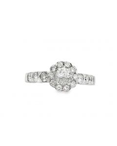 18K White Gold Diamond Engagement Ring. 