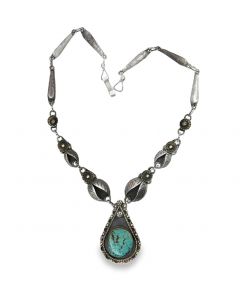 Vintage Sterling Silver Turquoise Native American Necklace.